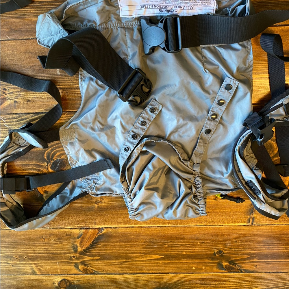 Boba Air lightweight, mesh, packable baby carrier. Grey. $59.99